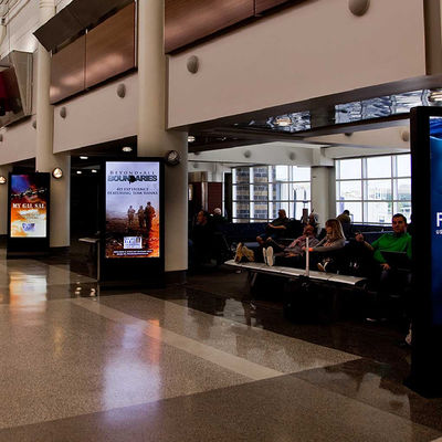 Cabinet d'intérieur de SMD 1515 LED, affichage à LED de P2.5 pour l'ODM de station de train